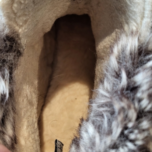 BEARPAW Women's Koko Ankle Faux Fur Boot Size 9 - Picture 14 of 14